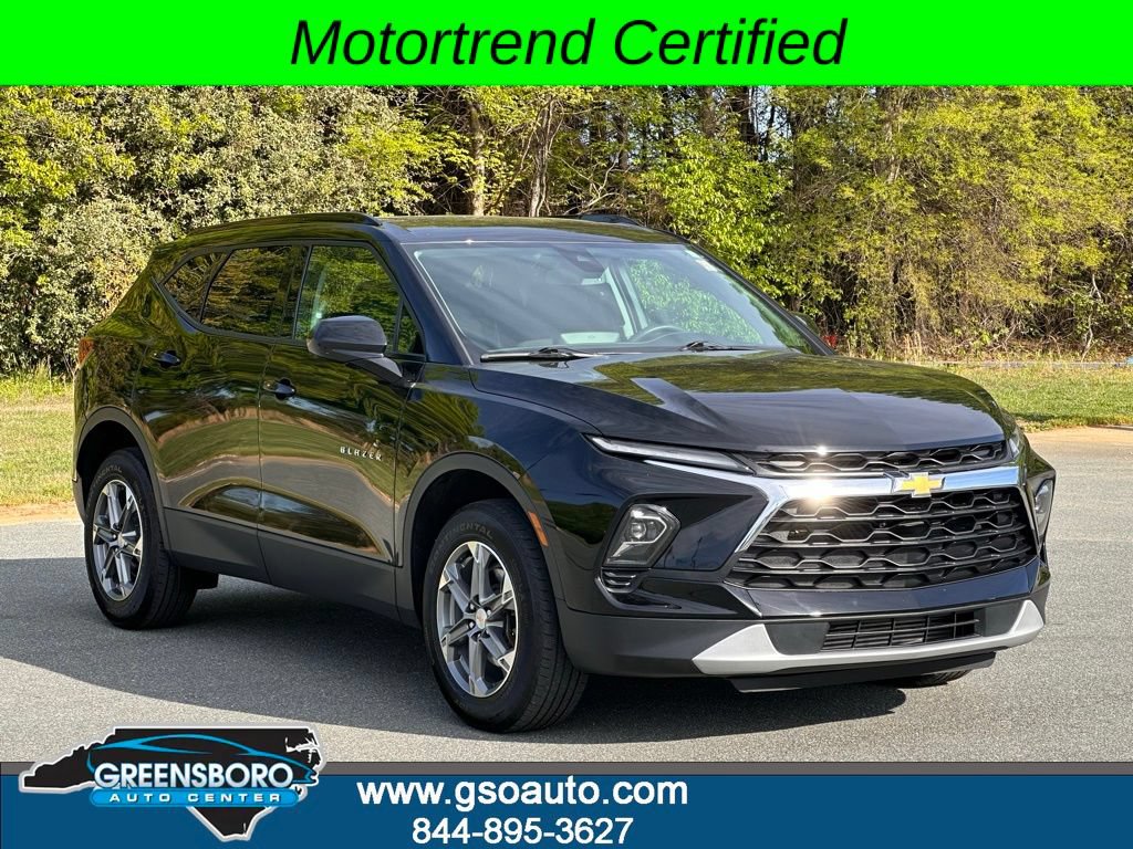 Used 2024 Chevrolet Blazer LT w/ Convenience Package FWD image 2