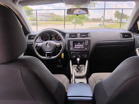 Used 2016 Volkswagen Jetta S FWD image 48