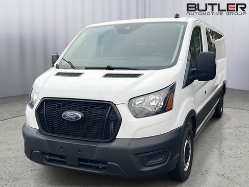 Used 2021 Ford Transit 350 XL image 3