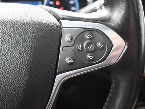 Used 2021 Chevrolet Traverse Premier w/ Redline Edition FWD image 27