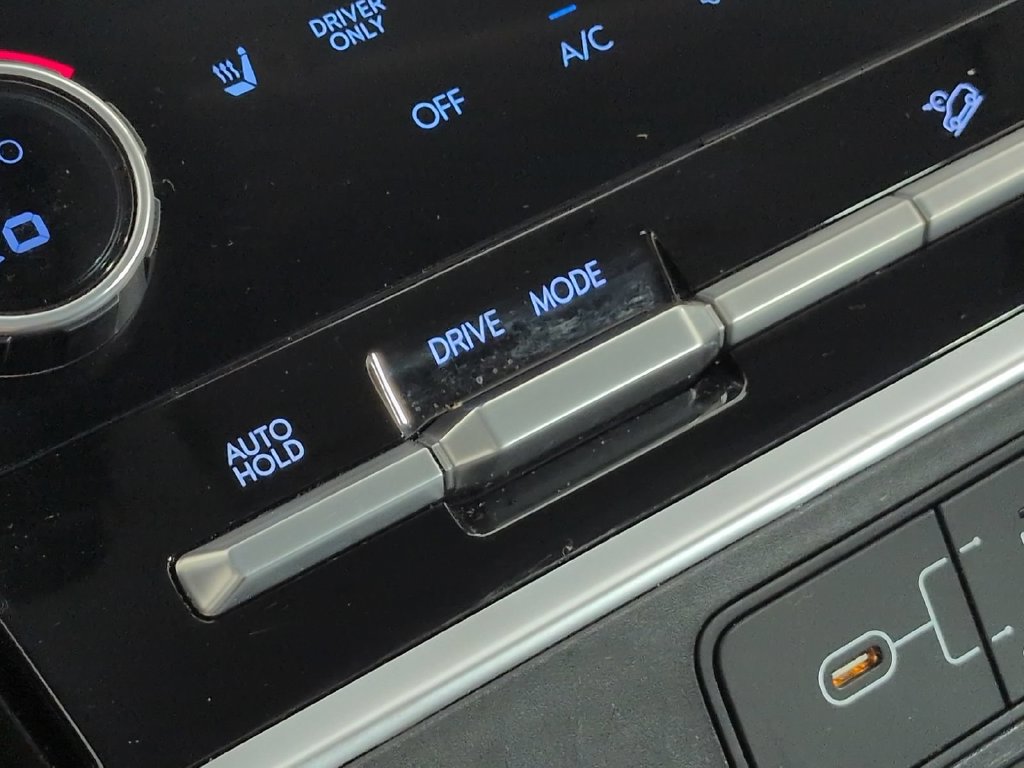 Used 2024 Hyundai Santa Fe SEL FWD image 37