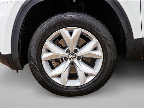 Used 2018 Volkswagen Atlas SE image 9