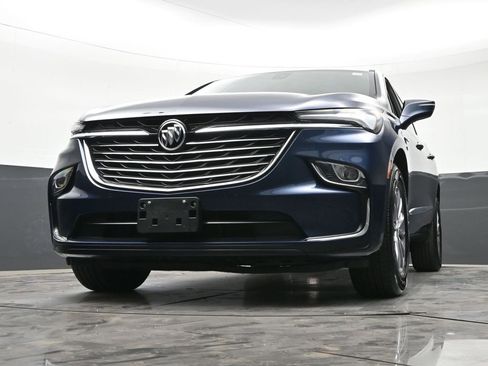 Used 2024 Buick Enclave Essence AWD/4WD image 33