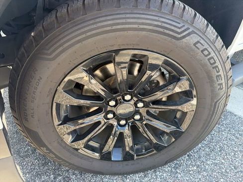 Used 2021 GMC Canyon Elevation image 4