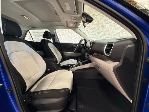 New 2026 Hyundai Venue SEL image 11