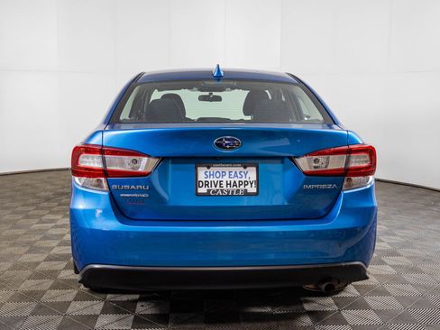 Used 2018 Subaru Impreza 2.0i Premium image 16