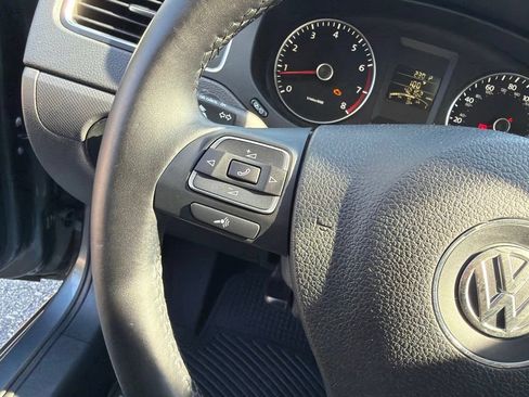 Used 2012 Volkswagen Jetta SE FWD image 15