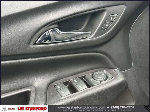 Used 2019 Chevrolet Equinox LT image 17