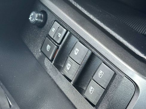 Used 2021 Toyota Tacoma TRD Sport w/ Technology Package AWD/4WD image 41