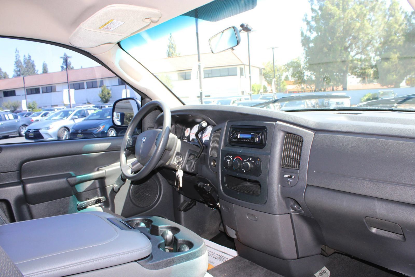Used 2004 Dodge Ram 1500 Truck ST RWD image 7