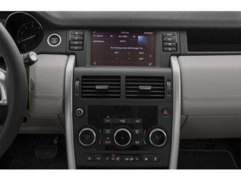 Used 2019 Land Rover Discovery Sport HSE image 10