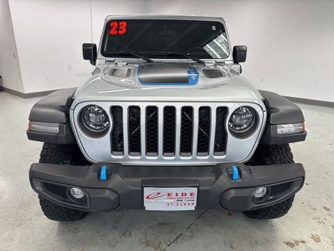 Used 2023 Jeep Wrangler Unlimited Rubicon 4xe w/ Cold Weather Group AWD/4WD image 3