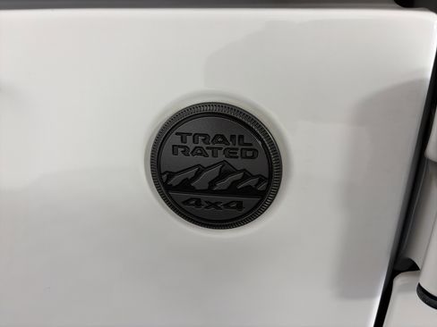 Used 2023 Jeep Wrangler Unlimited Sport AWD/4WD image 16