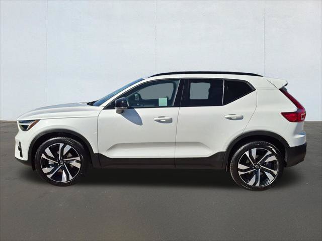 Used 2026 Volvo XC40 B5 Ultra w/ Climate Package AWD/4WD image 8