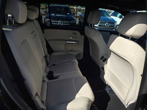 New 2026 Mercedes-Benz GLB 250 image 12