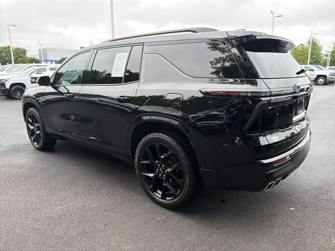 Used 2024 Chevrolet Traverse RS AWD/4WD image 8