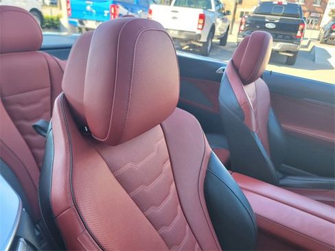 Used 2022 BMW M850i xDrive M850i xDrive w/ Driving Assistance Package image 15