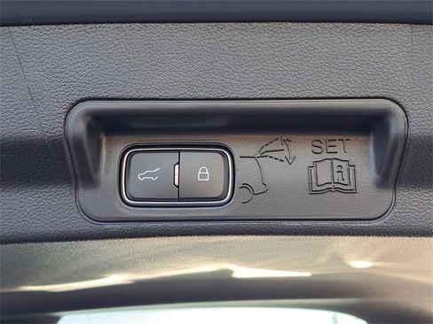 New 2026 Ford Explorer Active image 28