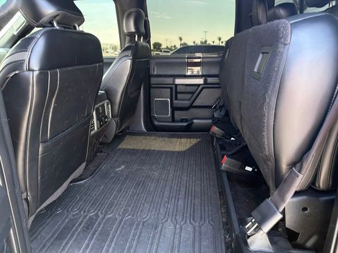 Used 2017 Ford F150 Platinum w/ Equipment Group 701A Luxury AWD/4WD image 6