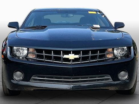 Used 2013 Chevrolet Camaro LS RWD image 3