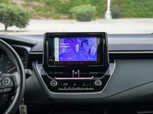 Used 2024 Toyota Corolla LE FWD image 13