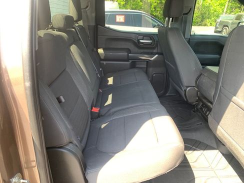 Used 2019 Chevrolet Silverado 1500 RST AWD/4WD image 29