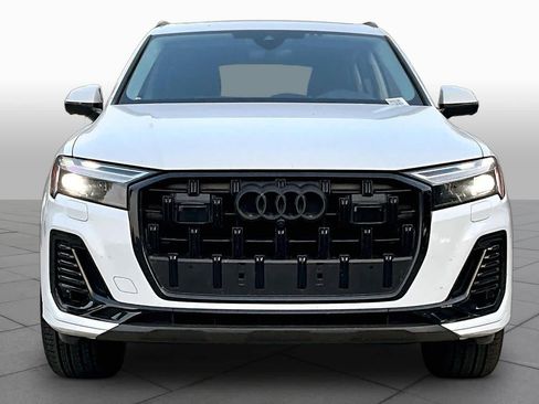 Certified 2026 Audi Q7 2.0T Premium AWD/4WD image 4