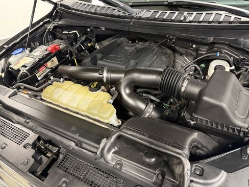 Used 2019 Ford Expedition Limited w/ Equipment Group 302A image 34