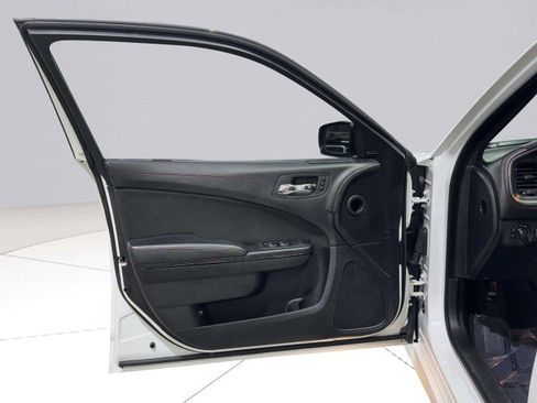 Used 2019 Dodge Charger SRT Hellcat w/ Harman/Kardon Audio Group image 20