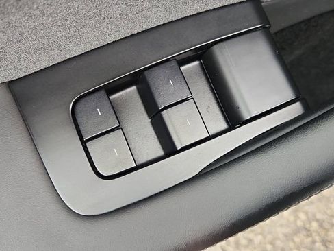 Used 2025 Tesla Model 3 Long Range RWD image 23