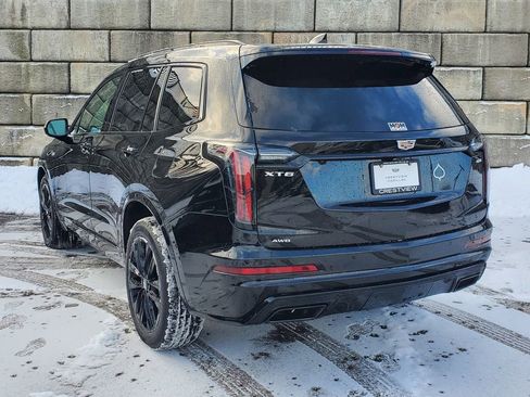 Used 2022 Cadillac XT6 Sport w/ LPO, Onyx Lite Package image 3