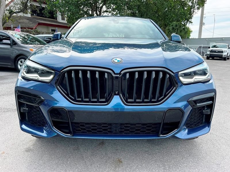 Used 2022 BMW X6 xDrive40i w/ M Sport Package AWD/4WD image 13