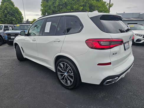 Used 2019 BMW X5 xDrive40i w/ M Sport Package AWD/4WD image 2