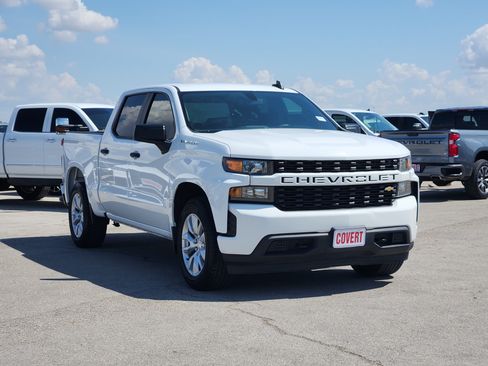 Used 2020 Chevrolet Silverado 1500 Custom w/ Custom Value Package RWD image 3