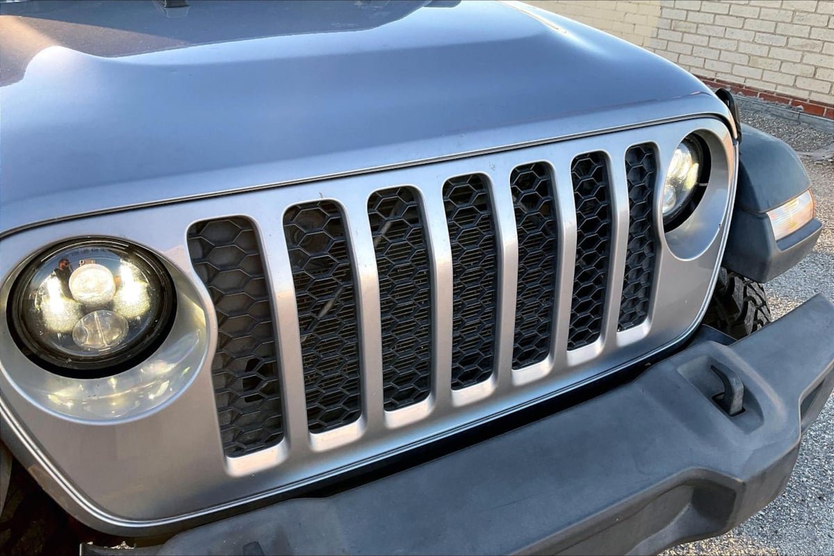 Used 2020 Jeep Gladiator Sport w/ Quick Order Package 24S AWD/4WD image 29