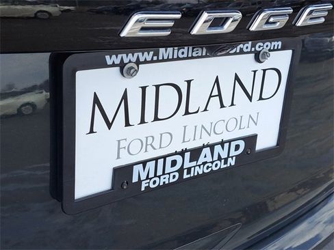 Certified 2024 Ford Edge SEL w/ Convenience Package image 8