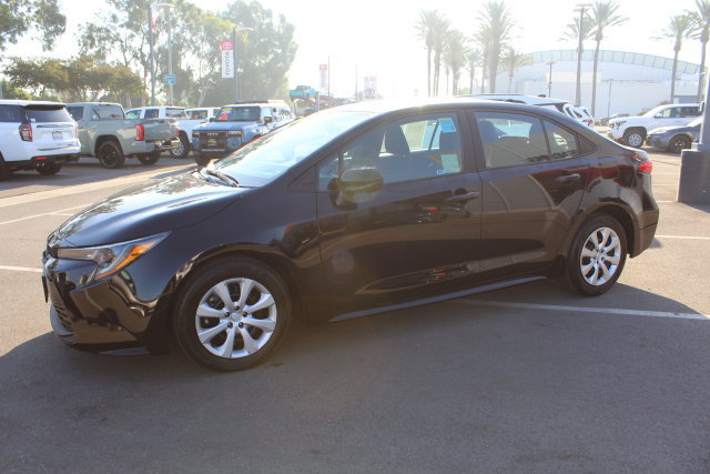Certified 2024 Toyota Corolla LE FWD image 5