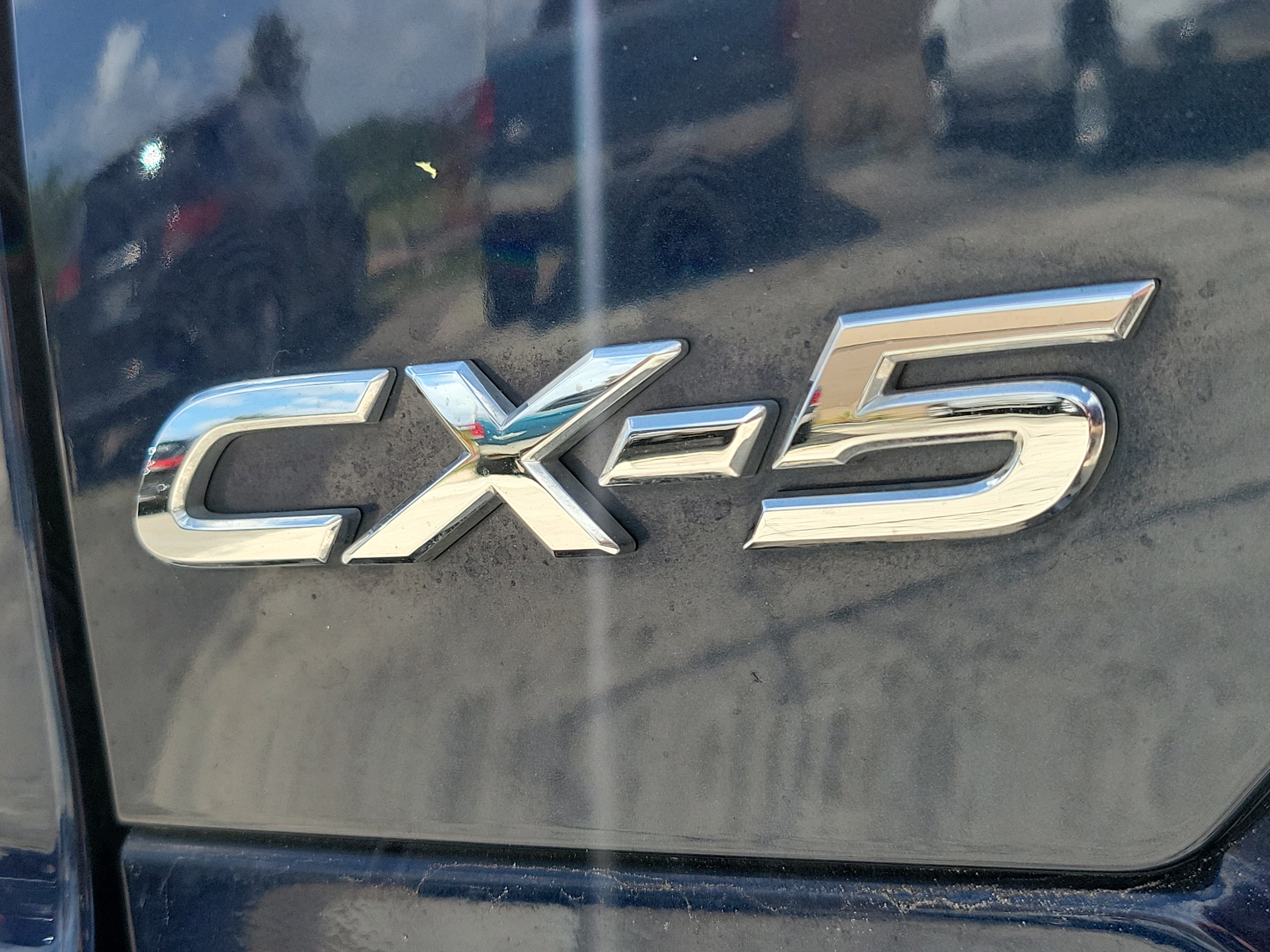 Used 2018 MAZDA CX-5 Touring w/ Preferred Equipment Package FWD image 6