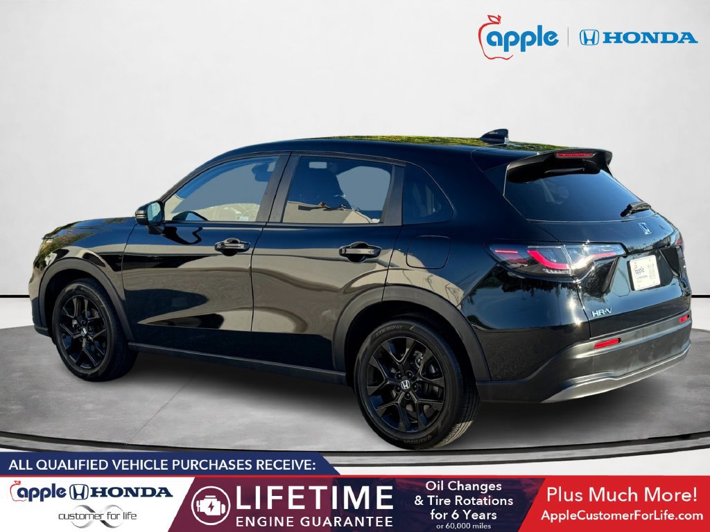 Used 2024 Honda HR-V Sport image 4