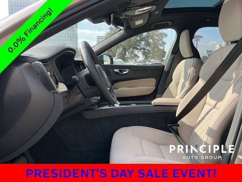 New 2026 Volvo XC60 B5 Plus image 30