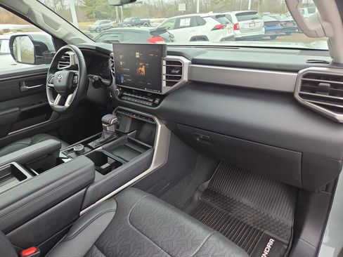 Used 2024 Toyota Tundra Limited image 18
