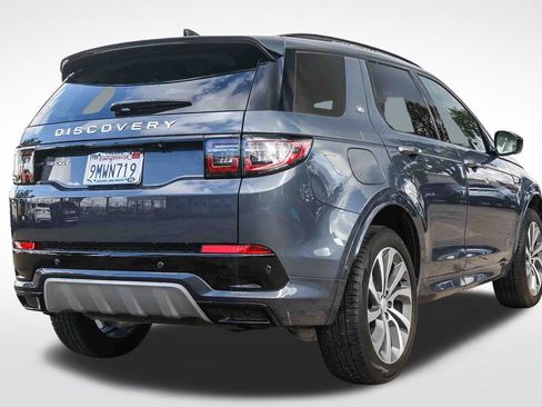 Used 2025 Land Rover Discovery Sport S image 4
