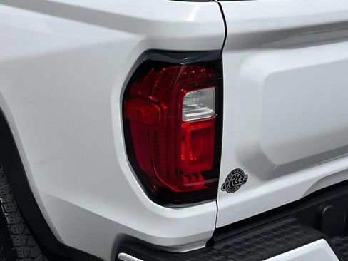 Certified 2023 GMC Canyon Denali AWD/4WD image 10