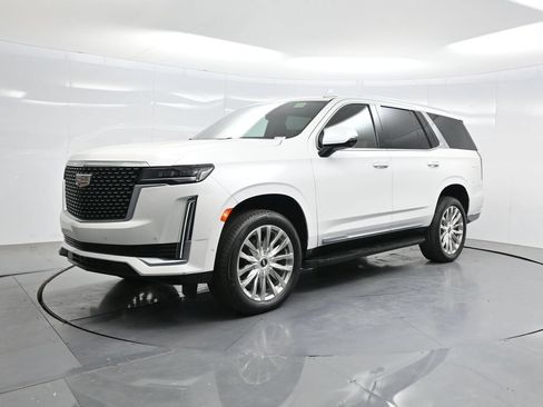 Used 2022 Cadillac Escalade Premium Luxury AWD/4WD image 74