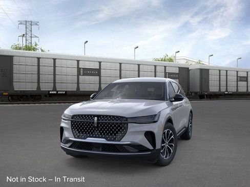 New 2026 Lincoln Nautilus Premier image 2