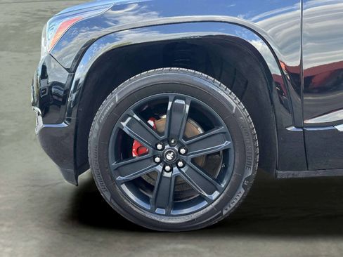 Used 2017 GMC Acadia Denali w/ Technology Package AWD/4WD image 42
