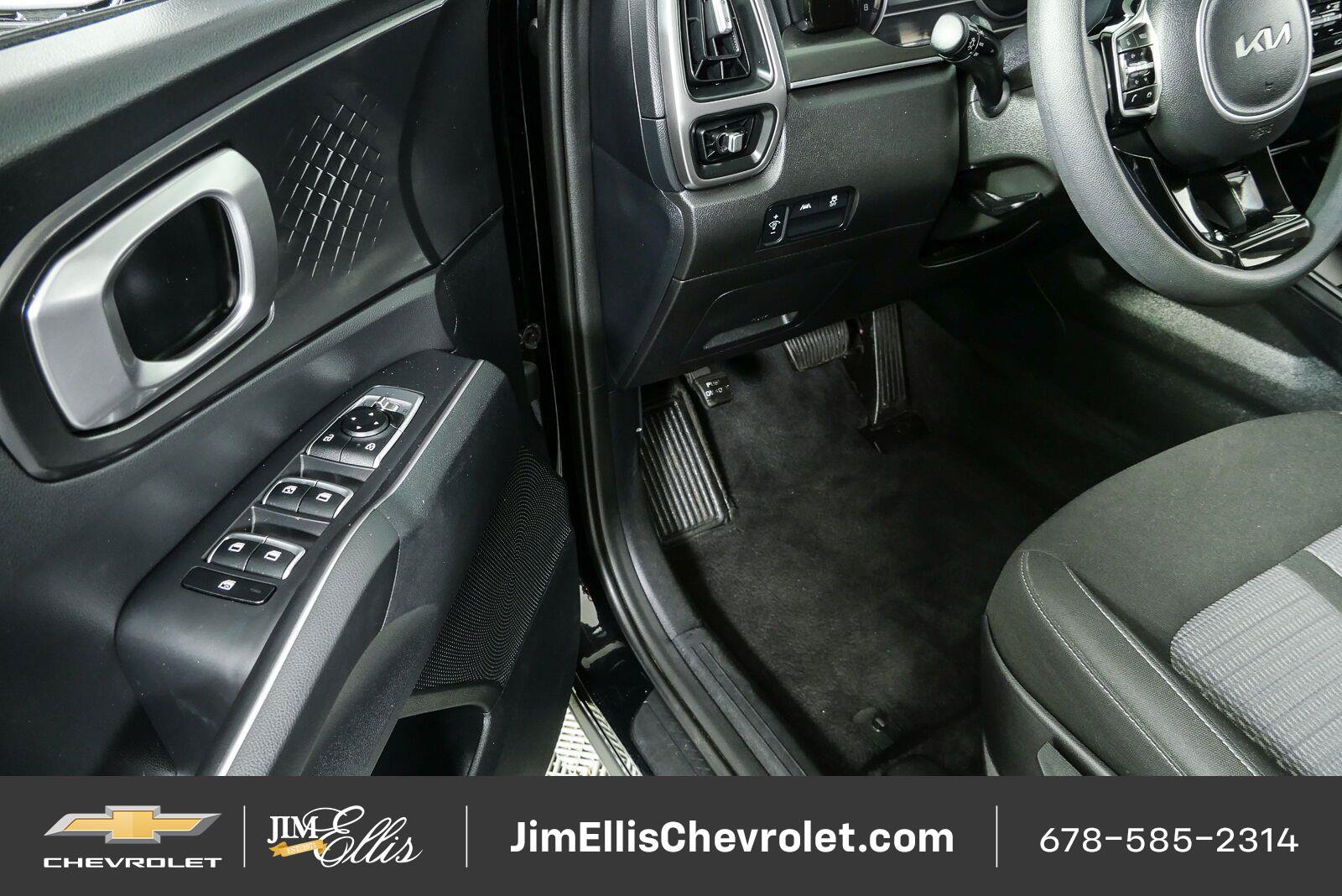 Used 2022 Kia Sorento LX AWD/4WD image 8