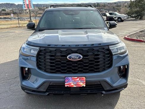 New 2026 Ford Explorer ST-Line w/ ST-Line Street Pack AWD/4WD image 8