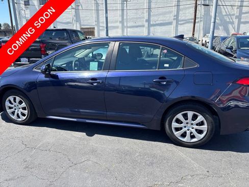 Used 2021 Toyota Corolla LE FWD image 7
