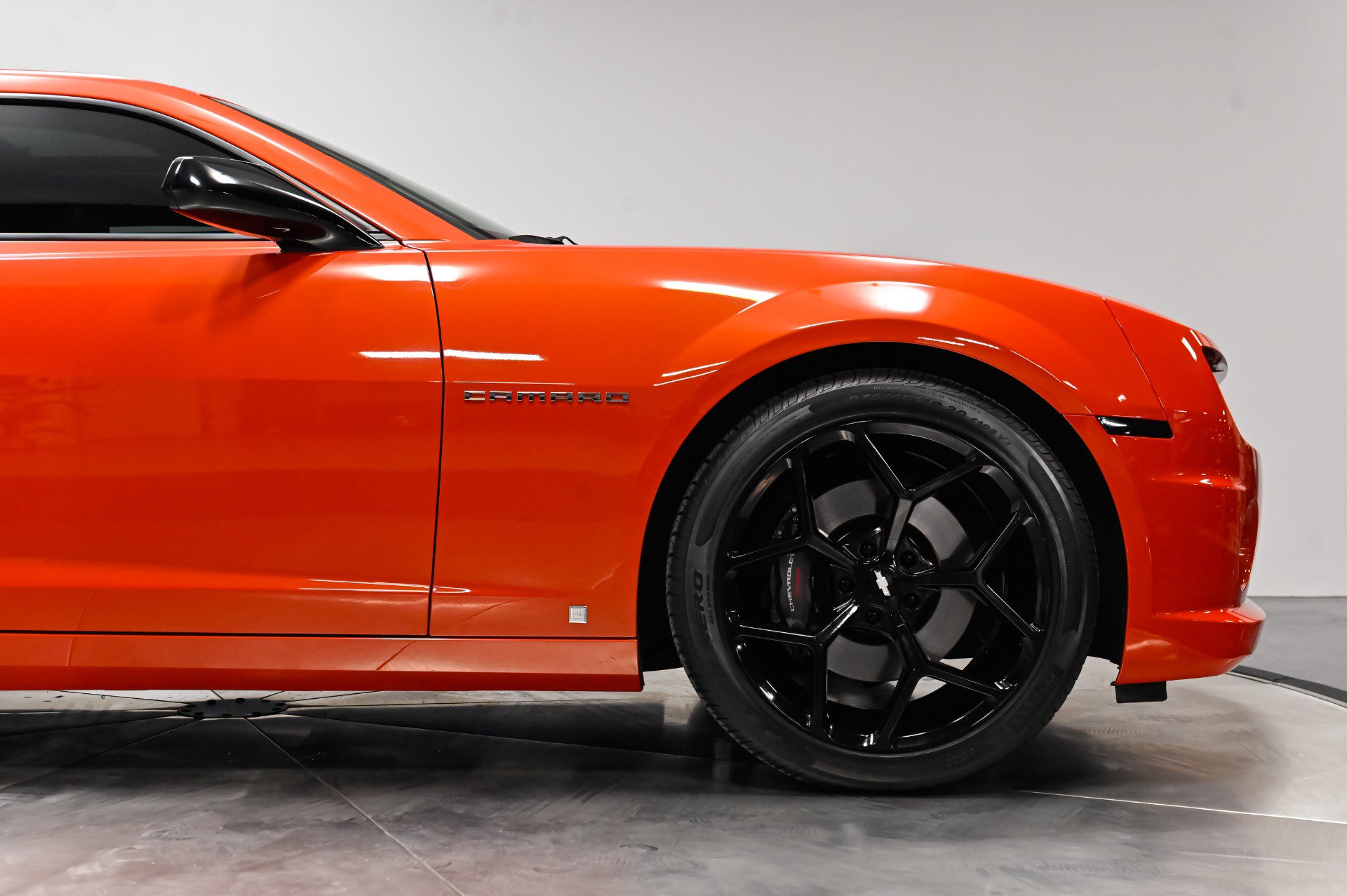 Used 2010 Chevrolet Camaro SS w/ RS Package RWD image 16